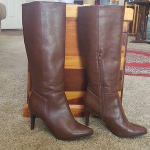 Knee high point toe heel boots